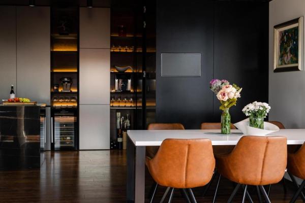 Roof 69 Rooms, Rezervovat  Split Splitsko-dalmátská župa, blízko Split Port