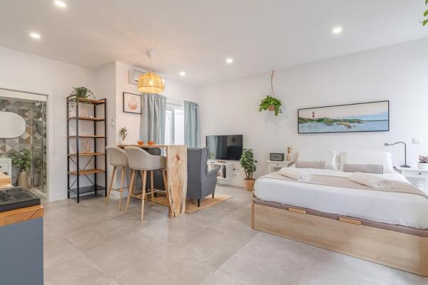 Casa Amarela Guesthouse
