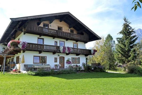 Lanzenbauernhof, Rezervovat  Hotely v Tyrolsko s parkováním, Parkování