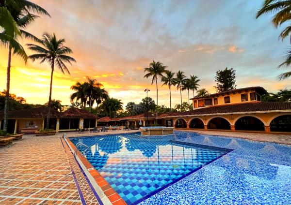 Tequendama Hotel Campestre Villavicencio, Rezervovat  Meta hotely s bazénem, Bazén