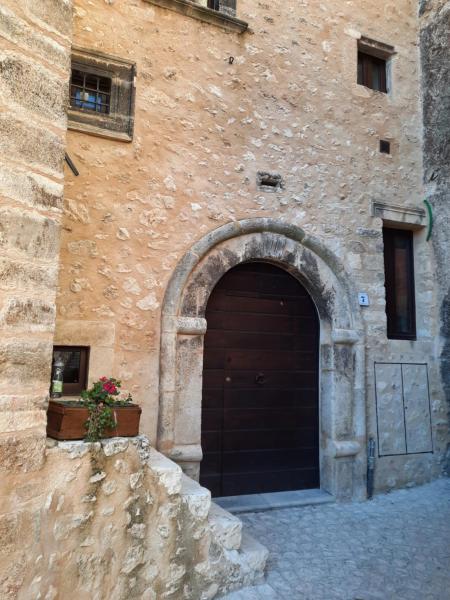 Il sogno DIMORA STORICA, Rezervovat  Santo Stefano di Sessanio 