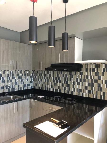 Avida Riala Towers-Stylish Studio & 1BR Condo, Rezervovat  Visayas hotely s bazénem, Bazén