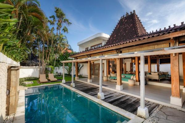 Villa Elora, Rezervovat  Badung hotely s bazénem, Bazén