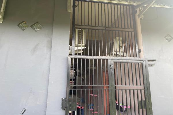 Hotel O Pondok Almirah, Rezervovat  Hotely v Sulawesi s parkováním, Parkování