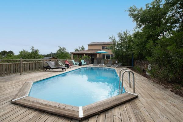 Villa La Fenière, Rezervovat  Hotely v Payzac s bazénem, Bazén