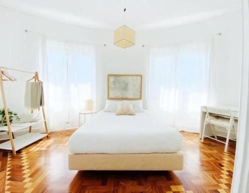Soar Home l SALDANHA l Premium Stay Climate Comfort 1 min to Metro, Near Coworks and Eduardo VII Park, Rezervovat  Lisabon.  