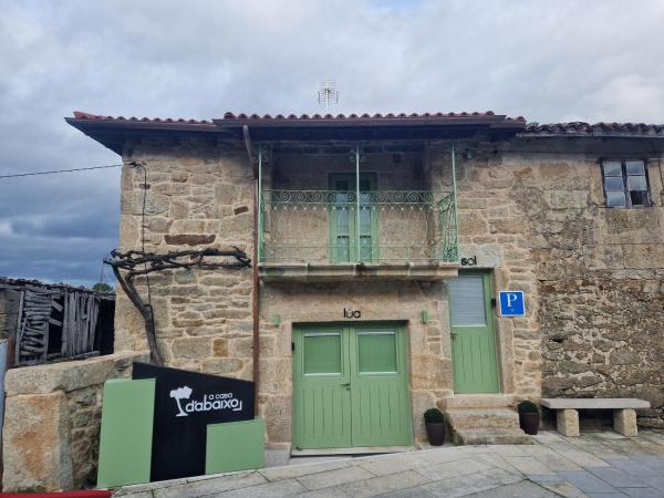 A casa d'abaixo, Rezervovat  Parada de Sil Ribeira Sacra