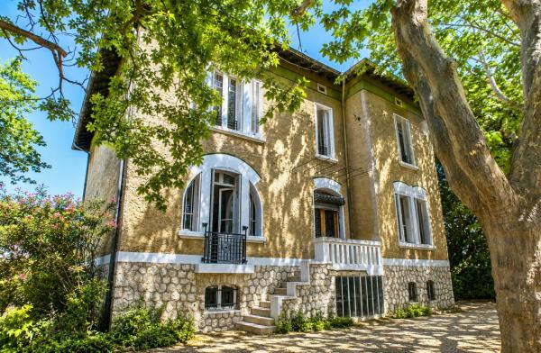 Chambre dans villa privée, charme et confort proche Vélodrome & plages - Parking privé, Rezervovat  La Corniche - Stade Vélodrome Carros