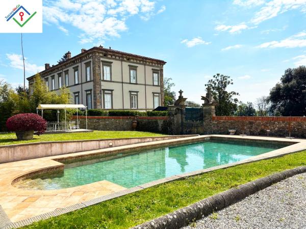 , Rezervovat  Capannori Toskánsko