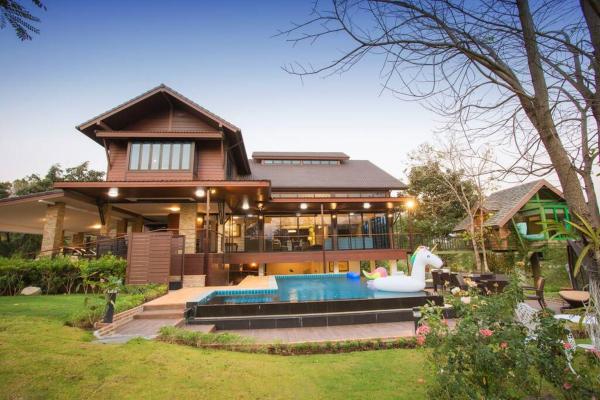 Naralin Khao Yai Mountain View Pool Villa, Rezervovat  Central Thailand hotely s bazénem, Bazén