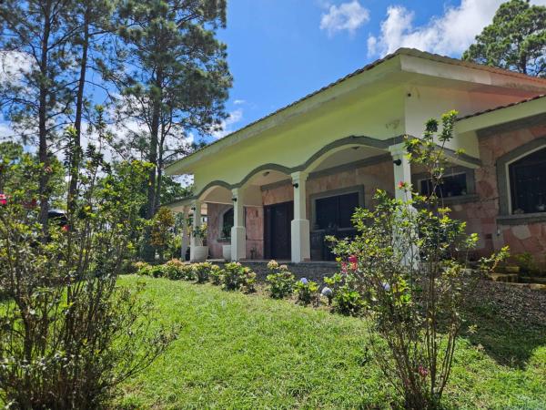 Villa Isabel, Rezervovat  Tegucigalpa 
