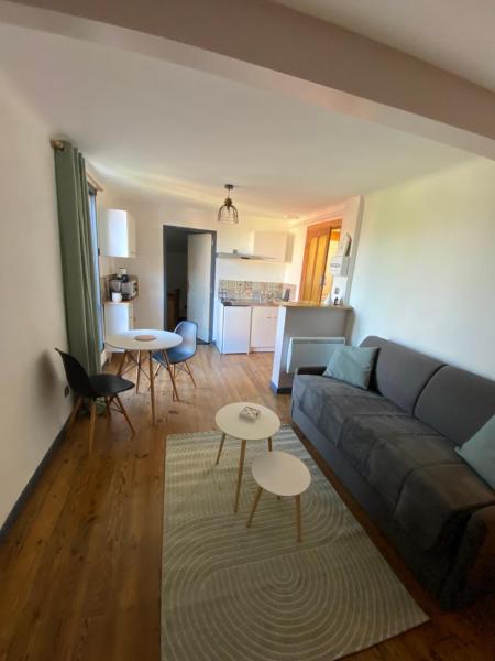 Tomeline, Rezervovat  Tartas 