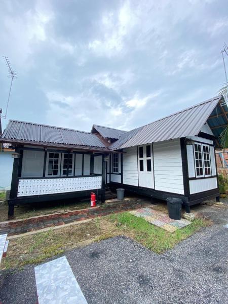 Nami Homestay Teluk Batik, Rezervovat  Lumut Perak