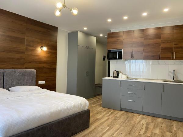 BI Residence, Rezervovat  Ajara hotely s bazénem, Bazén