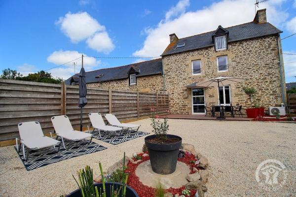 Villa kercy, Rezervovat  Plestan 