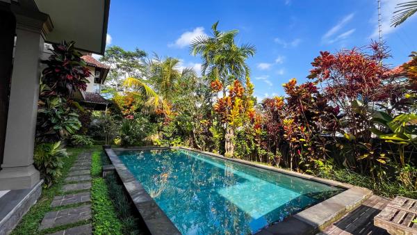 Wardana Ubud Villa, Rezervovat  Levné hotely v Bali