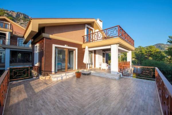 Villa Dilara Göcekte Lüx Villa, Rezervovat  Hotely v Fethiye Area s bazénem, Bazén
