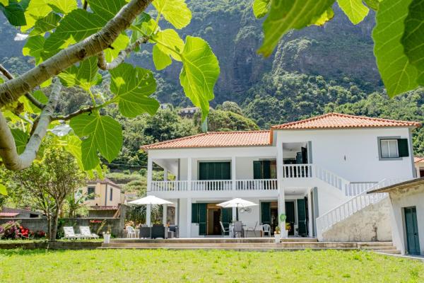 São Vicente Guest House, Rezervovat  Centro Region hotely s bazénem, Bazén