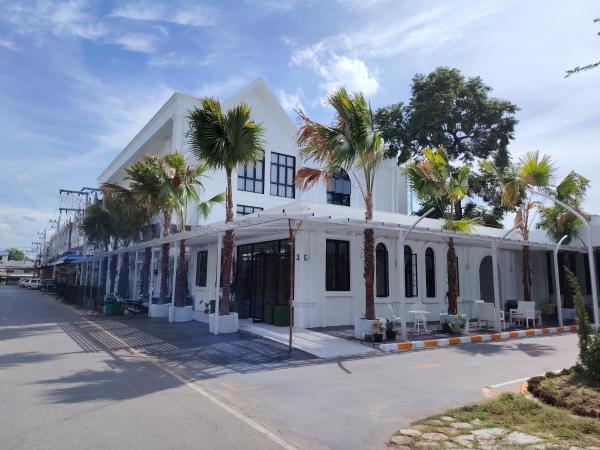 DEBUA White House, Rezervovat  Maha Sarakham 