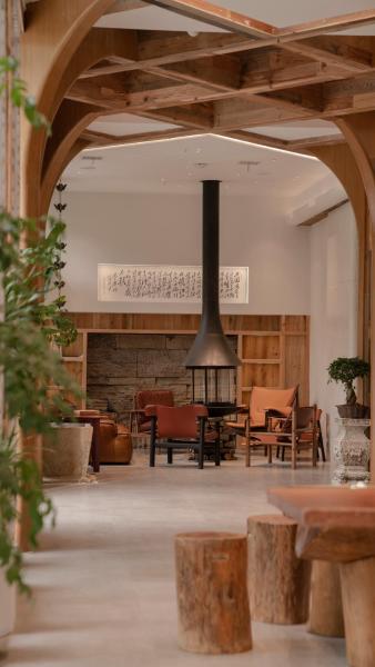Patio Spring Holiday Inn--Free pick up-Airport & Railway st ation&TianMen Mount ain--Free travel customization, Rezervovat  Yong Ding 
