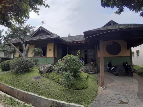 Villa Osaka Konsep Jepang Puncak Bogor at Kota Bunga, Rezervovat  Cikundul West Java