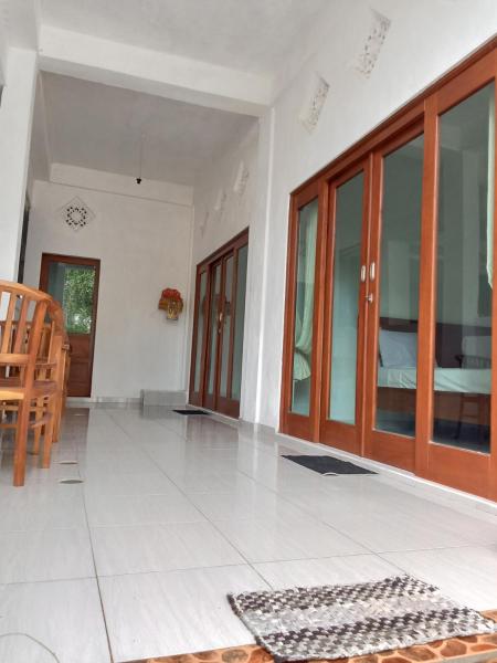 KOMANG homestay, Rezervovat  Levné hotely v Bali