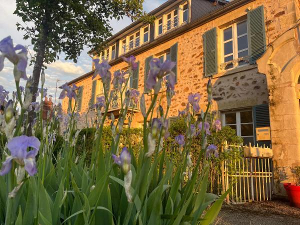 Villa des fleurs, Rezervovat   