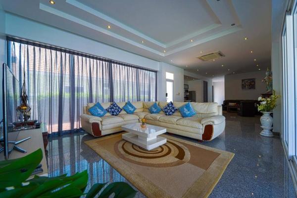 Luxury 4 Bedroom Pool Villa - PV8