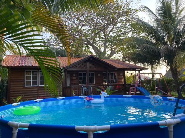 Hermosa Cabaña en Marbella!Omoa, Cortès, Rezervovat  Omoa hotely s bazénem, Bazén