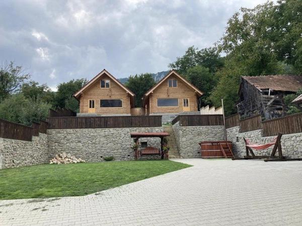 Long Rock Chalets, Rezervovat Chata Rimetea 