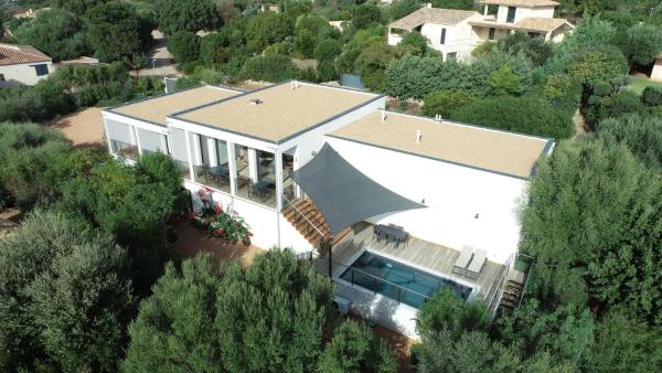 Villa La Rondina vue mer, piscine et plage à pied., Rezervovat  Korsika hotely s bazénem, Bazén