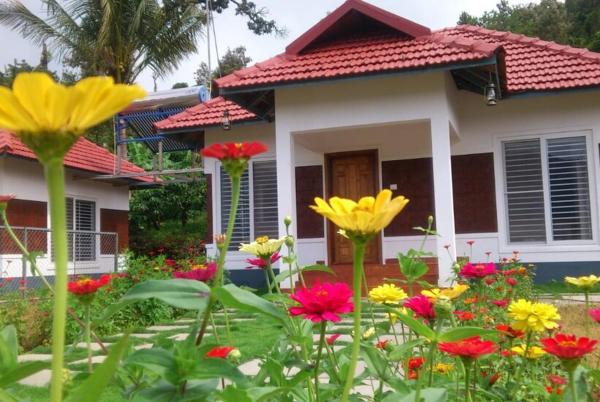 Himani Heritage Resorts, formerly Camp Nishani Holidays, Rezervovat  Madikeri 
