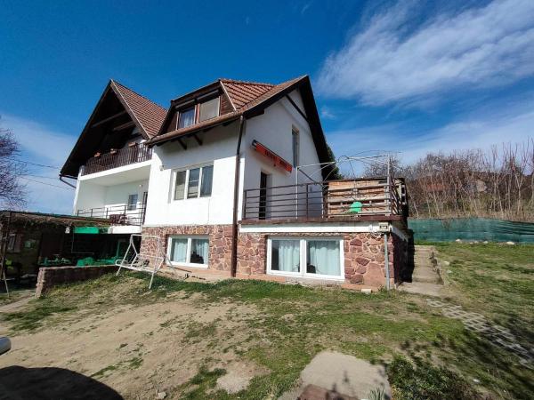 Kékturás vendégház Badacsony privát bérlemény, Rezervovat  Hotely v Central Transdanubia s parkováním, Parkování