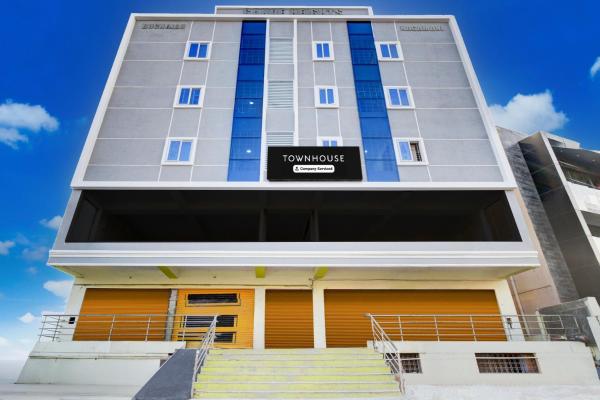 Super Townhouse LB Nagar Metro Station, Rezervovat  Hajdarábád 