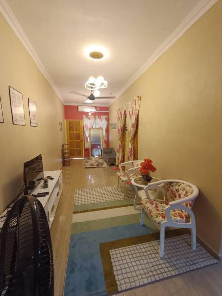 Homestay Hajah Jamilah Sungai Tiram, Rezervovat  Ulu Tiram Johor