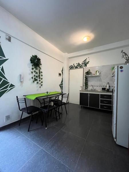 Depto en Villa Carlos Paz para 4 personas - Piscina y cochera, Rezervovat  Villa Carlos Paz 