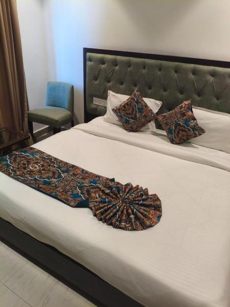 AMRITSAR AVI INN 100 Meter from golden temple, Rezervovat  Amritsar Punjab