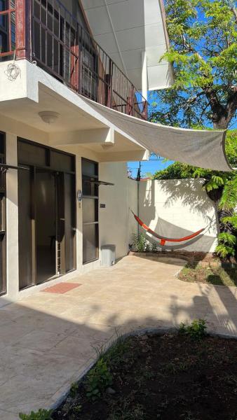 Villa de Playa, Paseo de los Turistas, Rezervovat  Hotely v Puntarenas s parkováním, Parkování