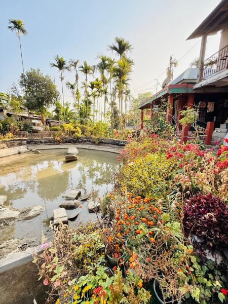 Cozyo Stays Boutique Home Mawlynnong, Rezervovat  Levné hotely v Meghalaya