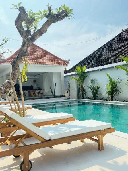 Lily Guest House, Rezervovat  Levné hotely v Bali