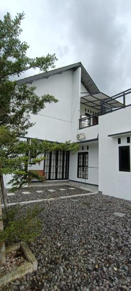 Villa Trojayan, Rezervovat  Muntilan Central Java