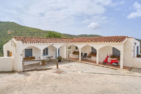 Cortijo Grande, Rezervovat  Hotely v Rubite s bazénem, Bazén
