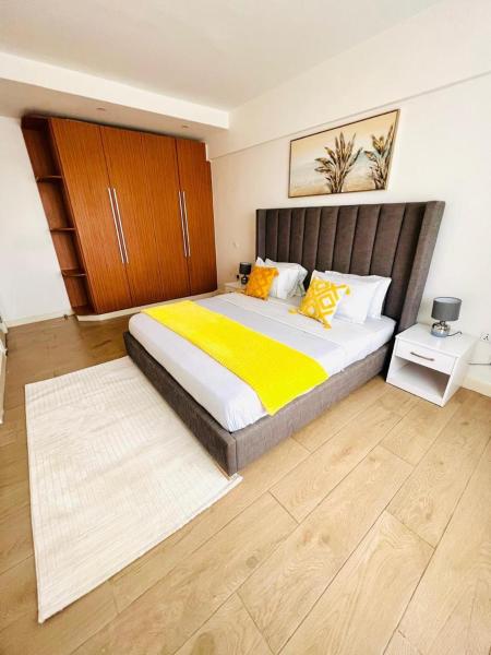 executive furnished apartments with breathtaking amazing city views gym heated swimming pool fully equipped gym children playground and ample parking space and proximity to major shopping malls and gourmet restraunts, Rezervovat Apartmán Nairobi Nairobi