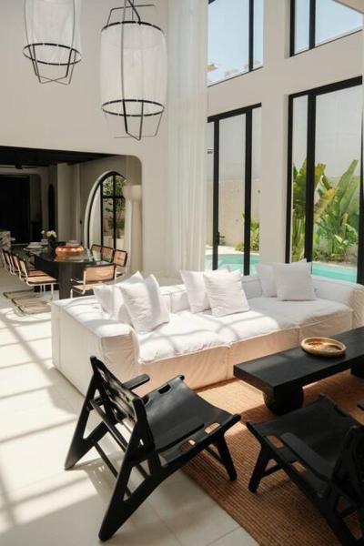 Villa Capri at Isola villas, Rezervovat  Bali hotely s bazénem, Bazén