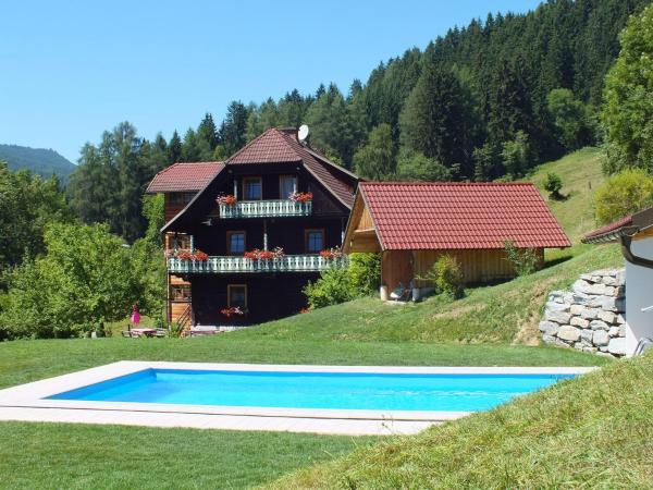 Steurer Hof, Rezervovat Apartmán Hotely v Central Carinthia s bazénem, Bazén