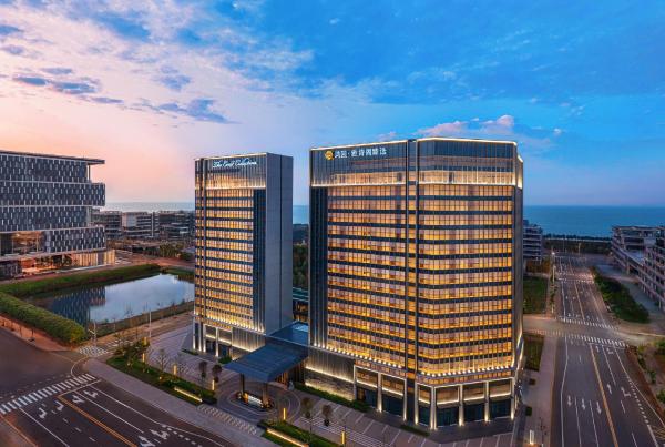 Hong Yuan Hotel by The Crest Collection, Rezervovat  Hotely v Hainan s bazénem, Bazén