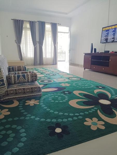 Villa Ananda, Rezervovat  Brujul West Java