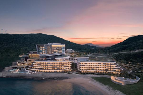 Zhuhai Dongao Island Marriott Resort and Spa, Rezervovat  Hotely v Guangdong s bazénem, Bazén
