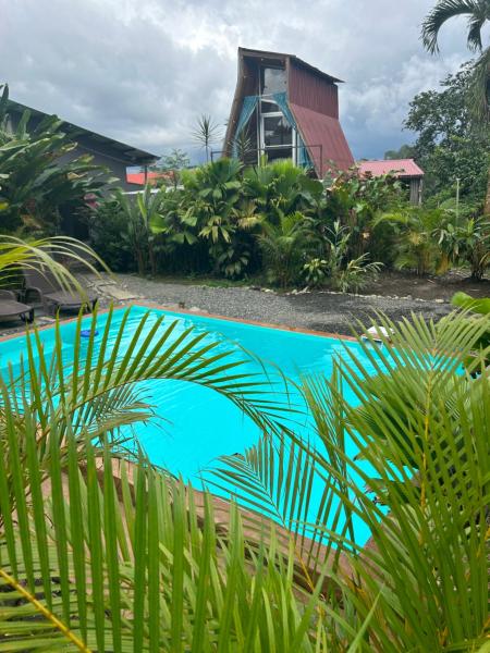 IkI Tiny Villa, Rezervovat  Alajuela hotely s bazénem, Bazén