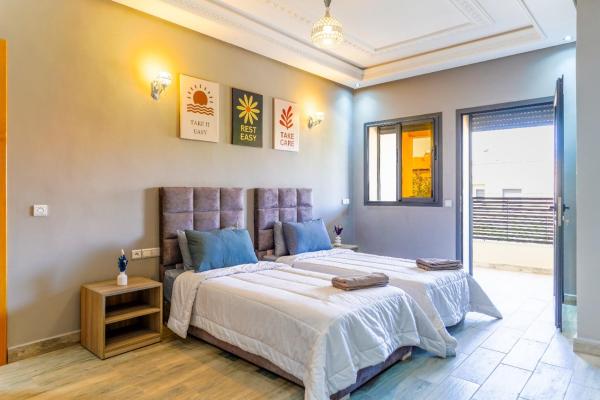 Peaceful Marrakech Villa 4 Bedrooms Private Pool, Rezervovat  Marrakech-Tensift-Haouz hotely s bazénem, Bazén